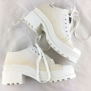 Guess | Shoes | Vintage 9s Chunky Platform Shoes White Canvas 9 | Poshmark